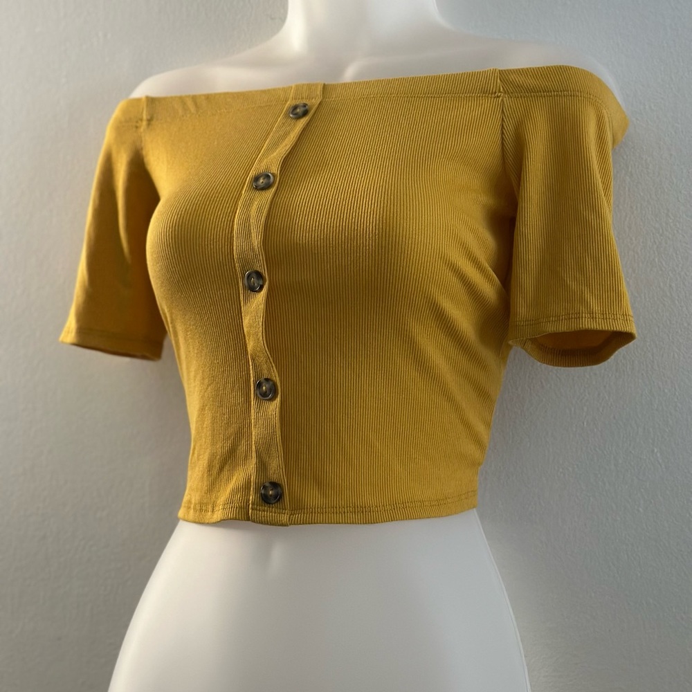 Women crop top small